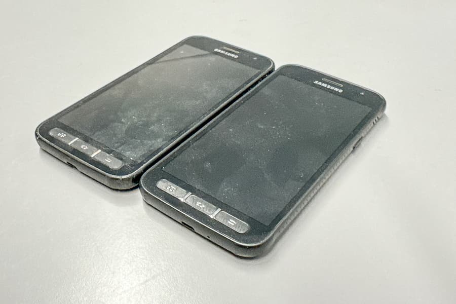 2 Smartphones Samsung 